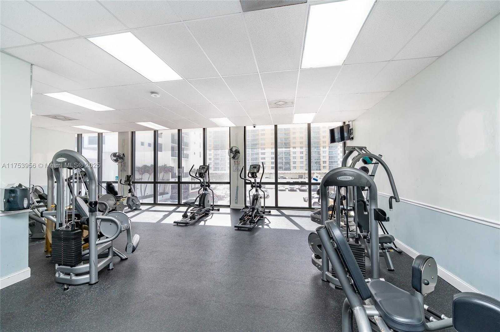 Small Image of 2301 SOUTH OCEAN DR #1102, Hollywood Number 42
