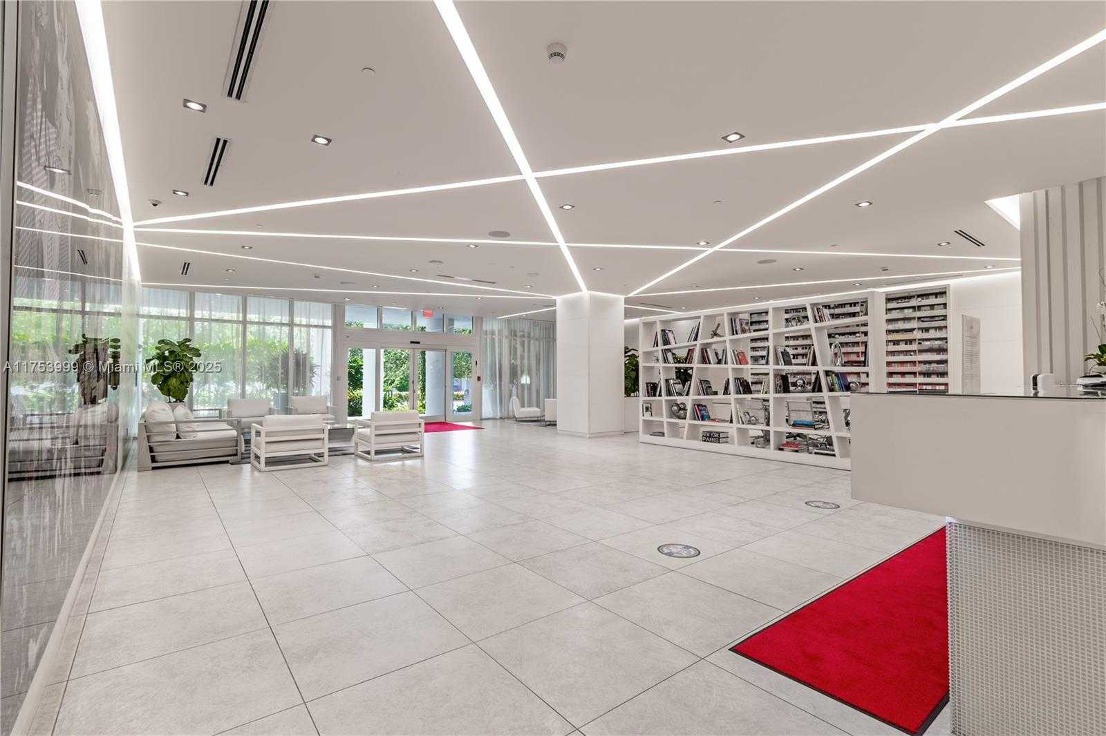 Small Image of 4250 BISCAYNE BLVD #917, Miami Number 3