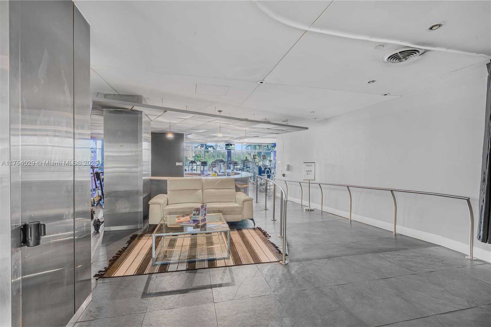 Small Image of Mirador 1000, 1000 West Ave, Miami Beach, FL 33139, USA Number 15