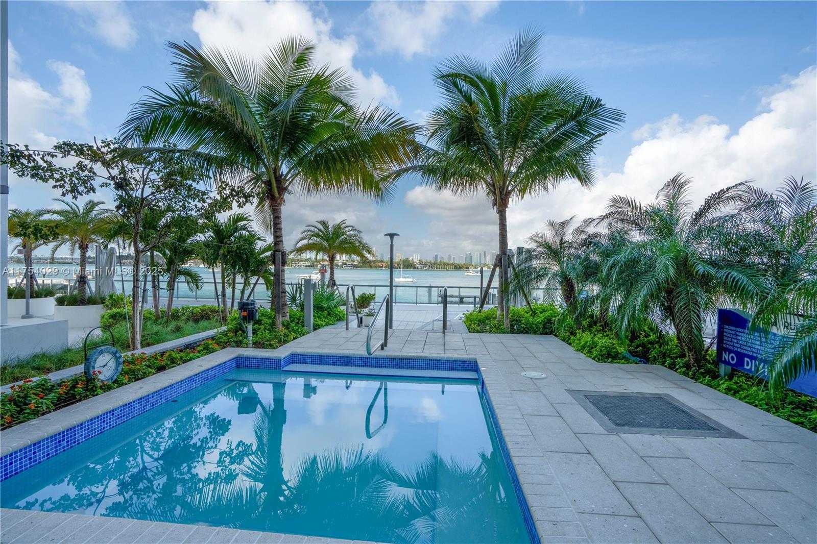 Small Image of Mirador 1000, 1000 West Ave, Miami Beach, FL 33139, USA Number 28