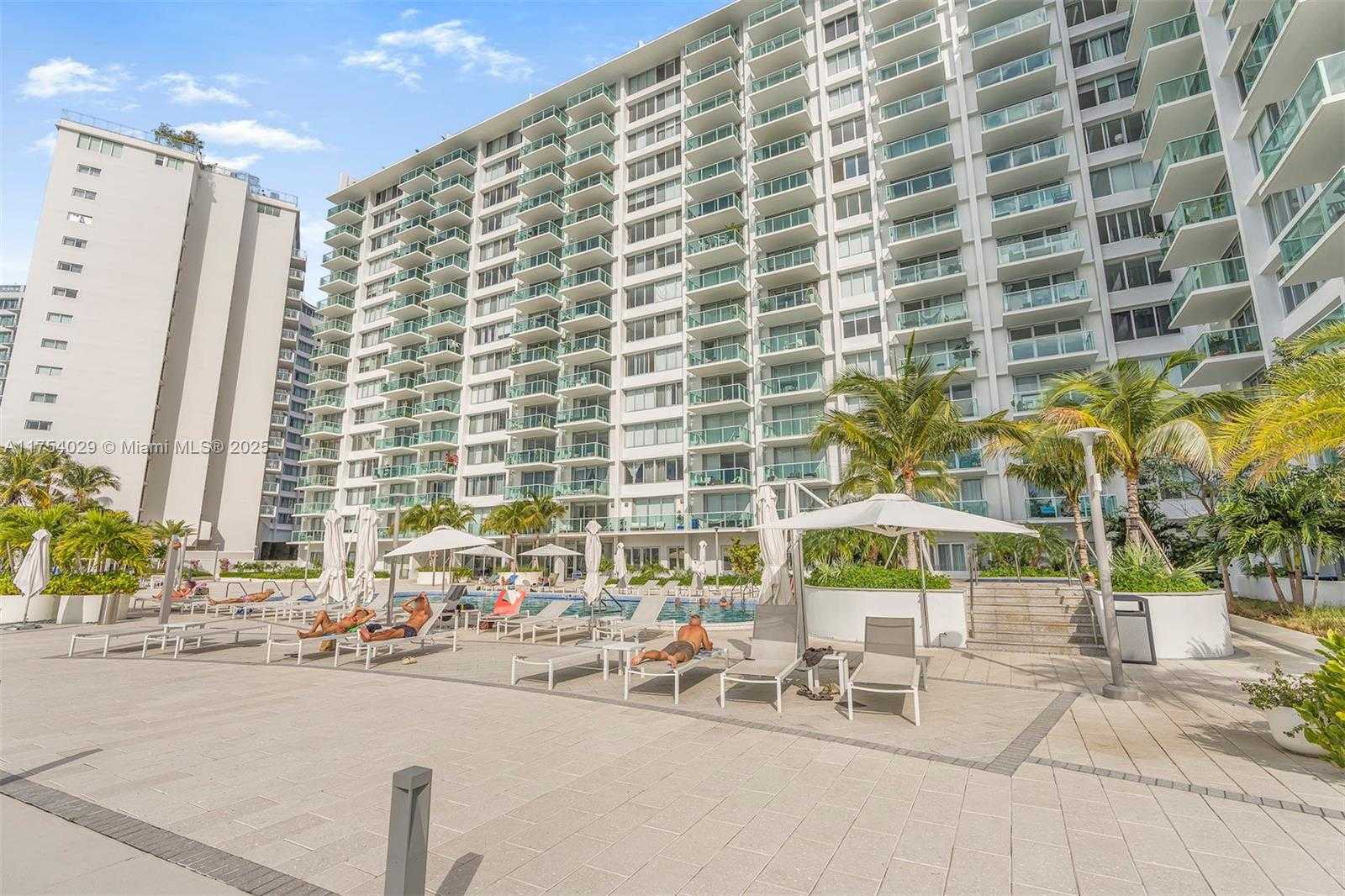 Small Image of Mirador 1000, 1000 West Ave, Miami Beach, FL 33139, USA Number 39