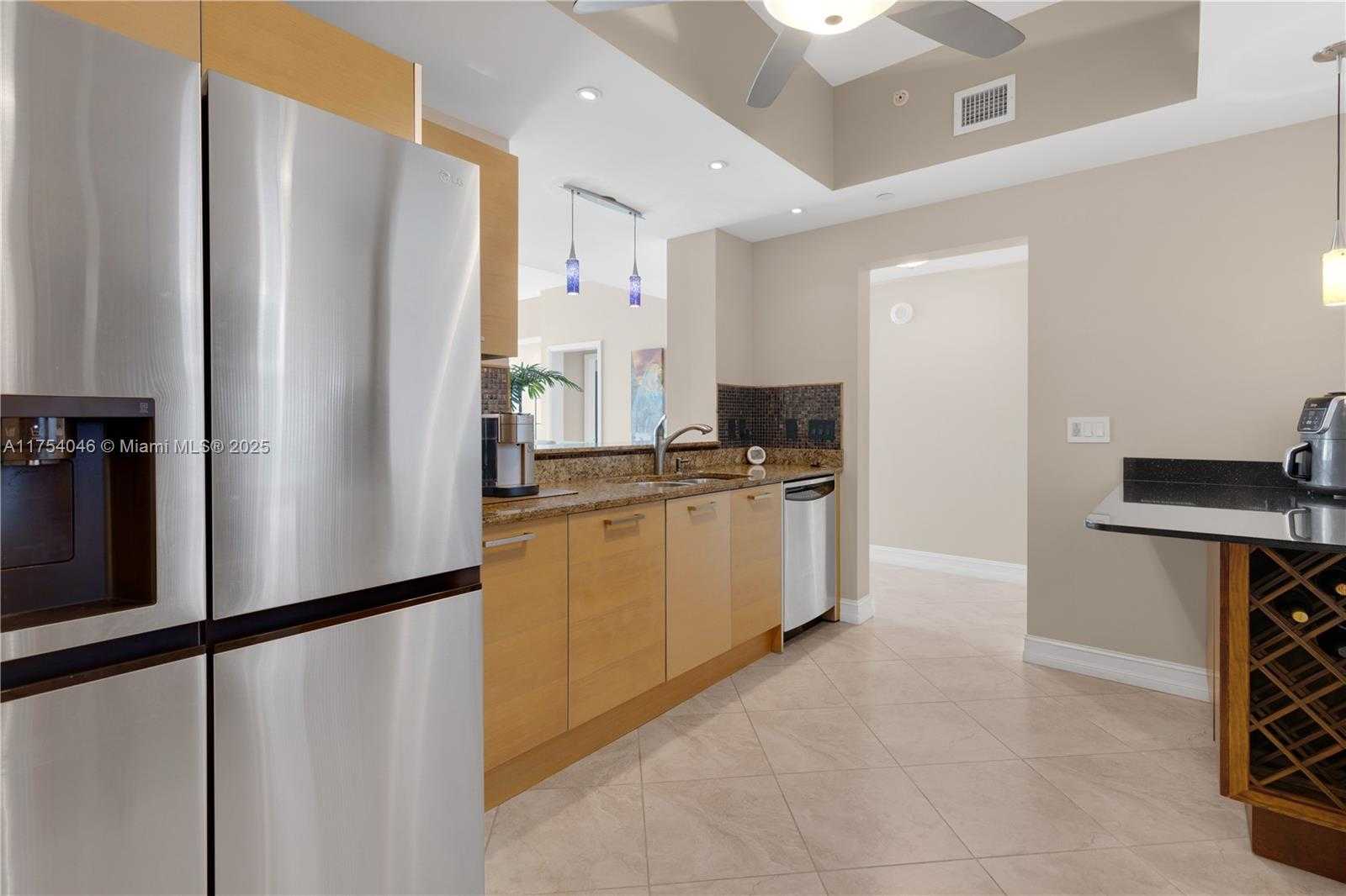Small Image of 3330 NORTH EAST 190TH ST #2915, Aventura Number 14
