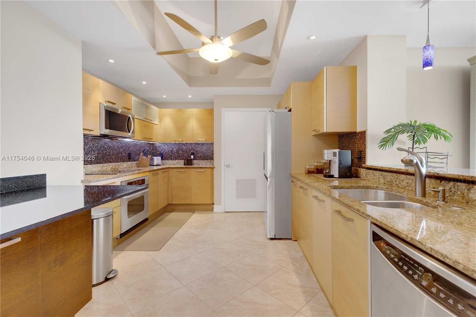 Small Image of 3330 NORTH EAST 190TH ST #2915, Aventura Number 7