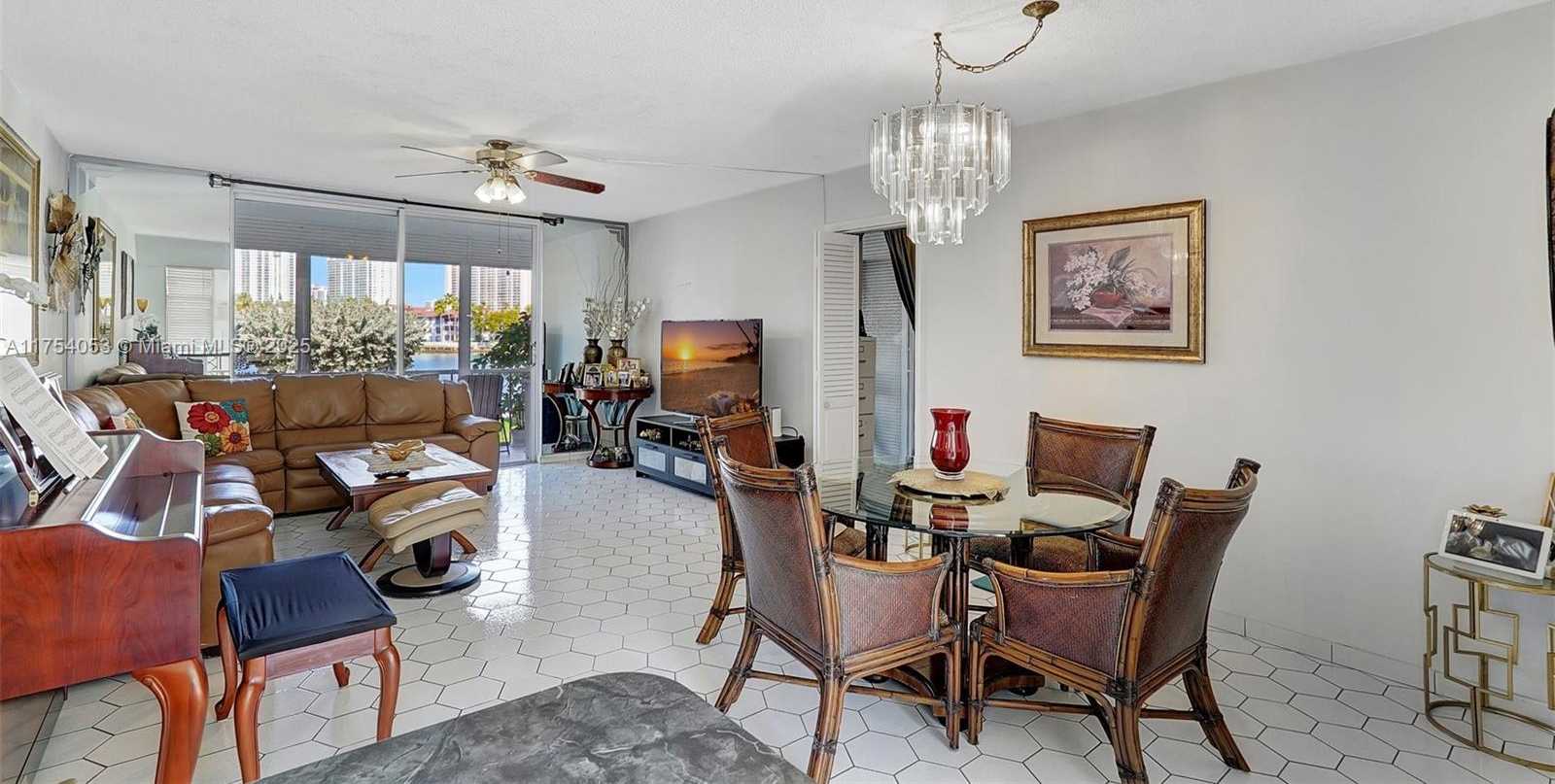 Small Image of 3030 MARCOS DR #T205, Aventura Number 12