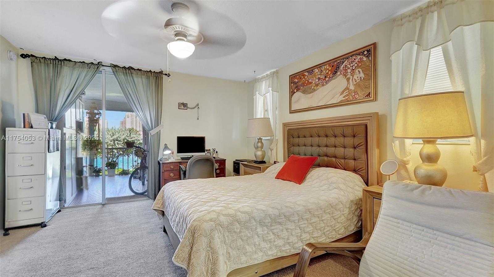 Small Image of 3030 MARCOS DR #T205, Aventura Number 13