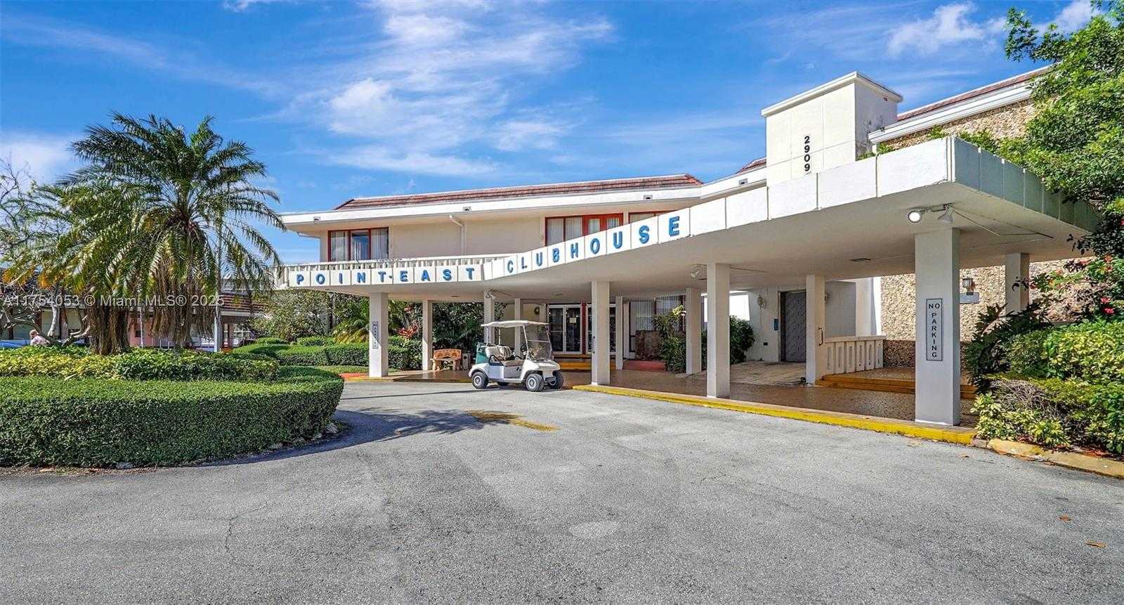 Small Image of 3030 MARCOS DR #T205, Aventura Number 43
