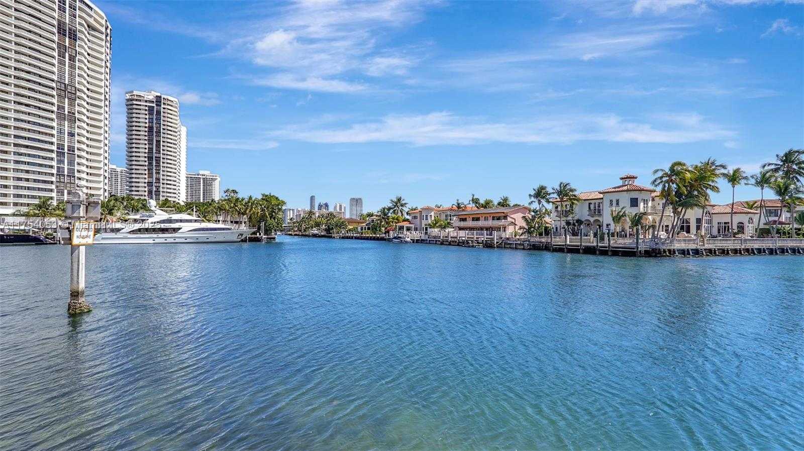 Small Image of 3030 MARCOS DR #T205, Aventura Number 48