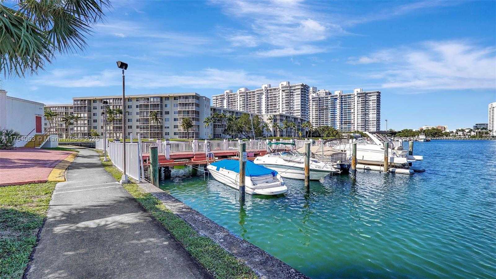 Small Image of 3030 MARCOS DR #T205, Aventura Number 50