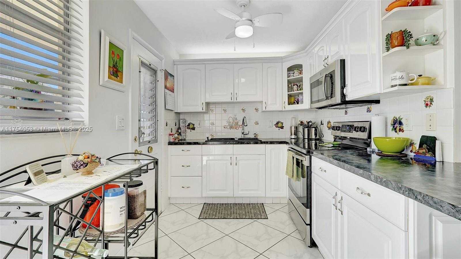 Small Image of 3030 MARCOS DR #T205, Aventura Number 8