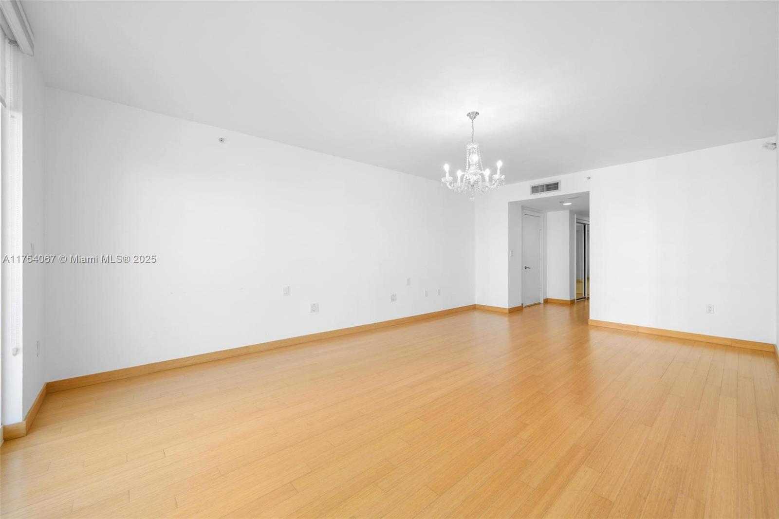 Small Image of 20201 EAST COUNTRY CLUB DR #1502, Aventura Number 16