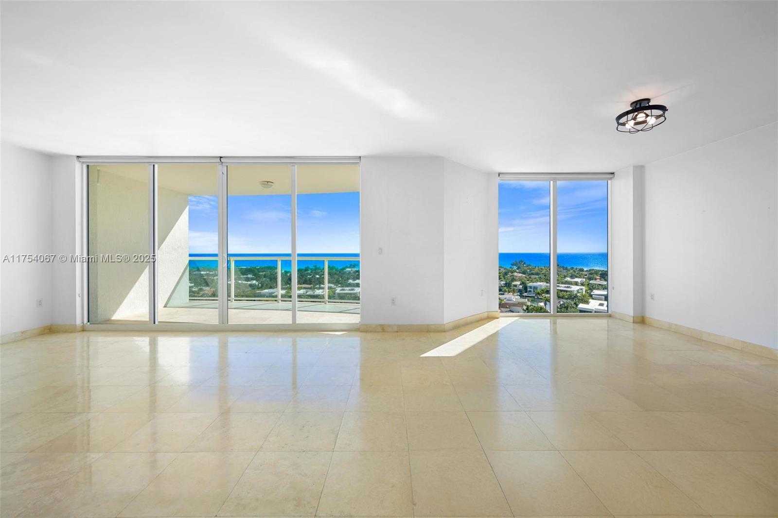 Small Image of 20201 EAST COUNTRY CLUB DR #1502, Aventura Number 2