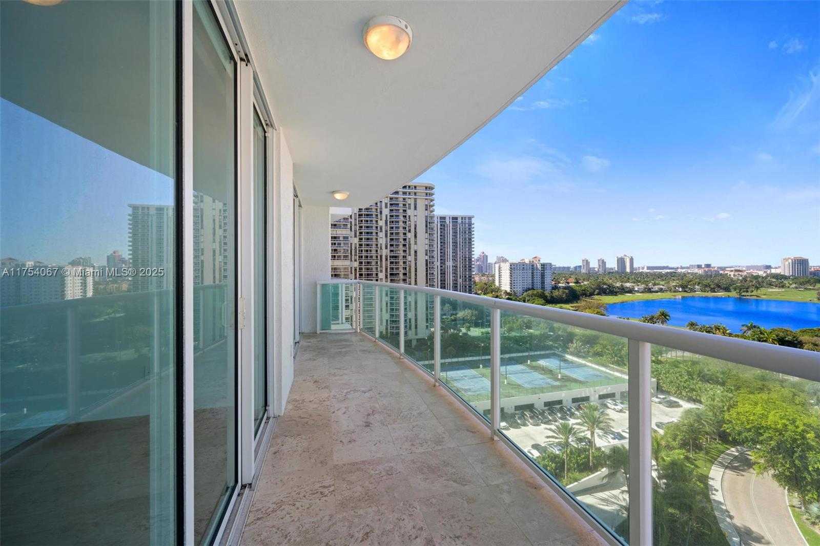 Small Image of 20201 EAST COUNTRY CLUB DR #1502, Aventura Number 27