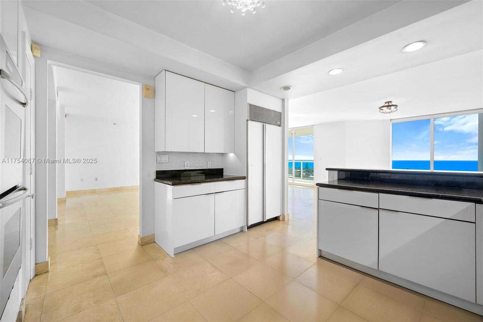 Small Image of 20201 EAST COUNTRY CLUB DR #1502, Aventura Number 6