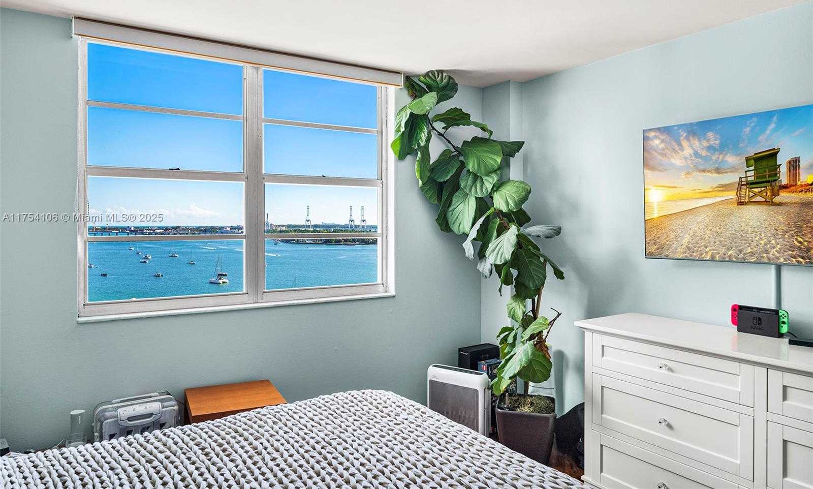 Small Image of 5 ISLAND AVE #15G, Miami Beach Number 14