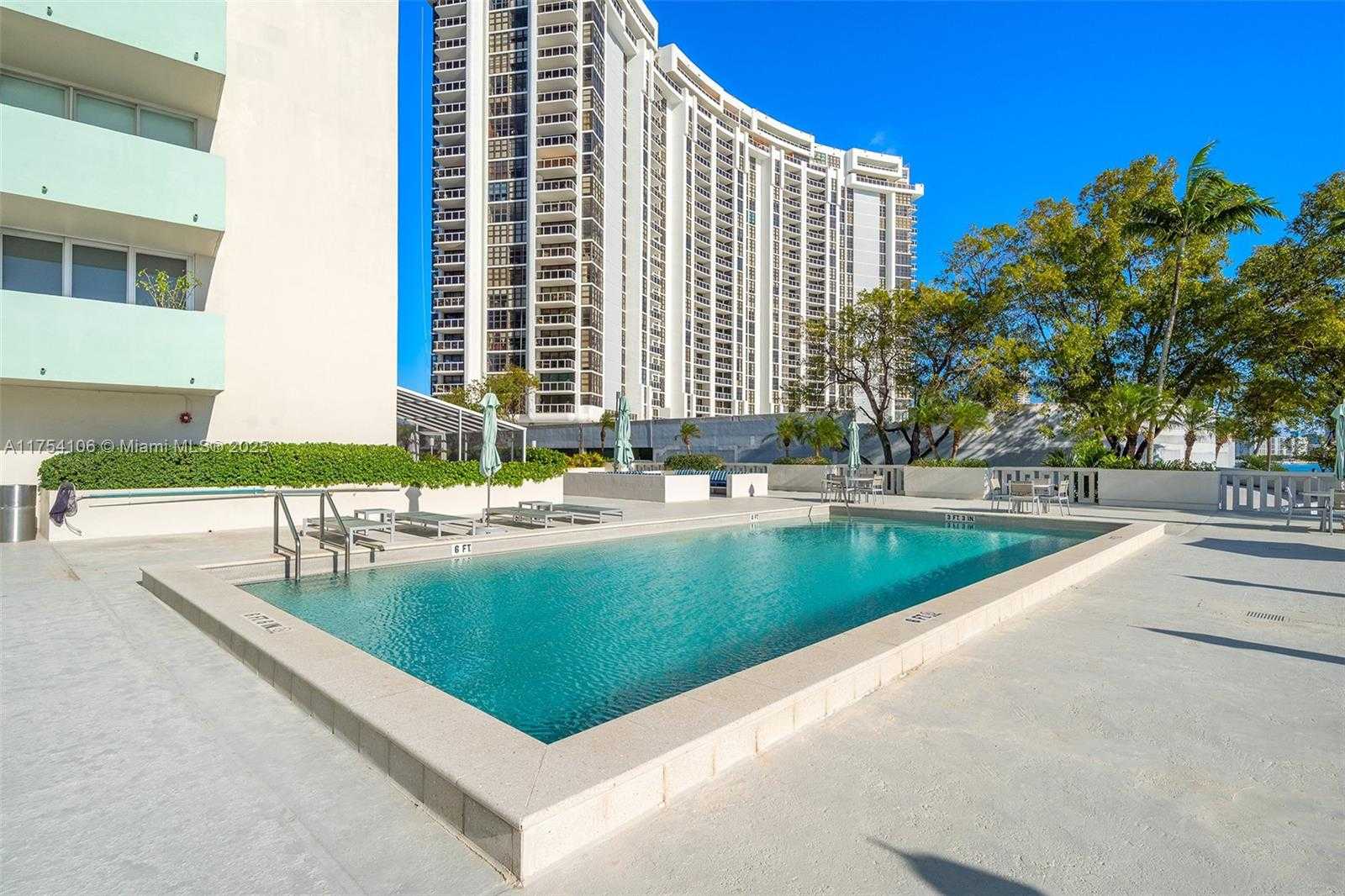 Small Image of 5 ISLAND AVE #15G, Miami Beach Number 20