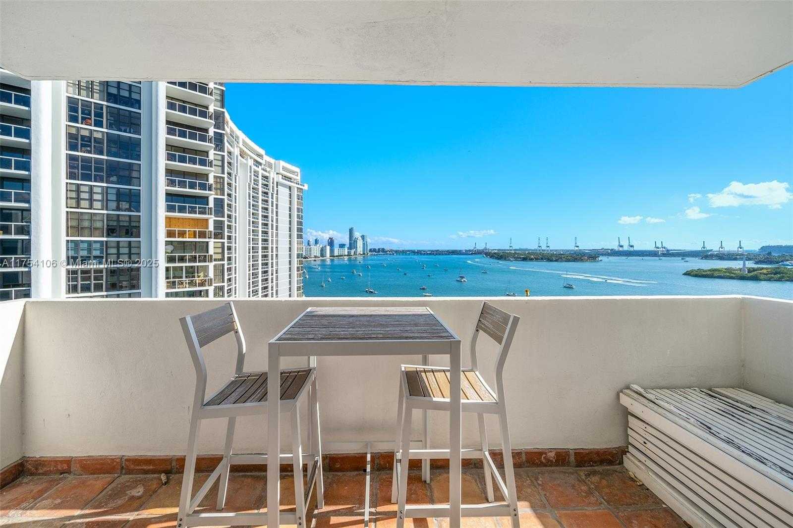 Small Image of 5 ISLAND AVE #15G, Miami Beach Number 8