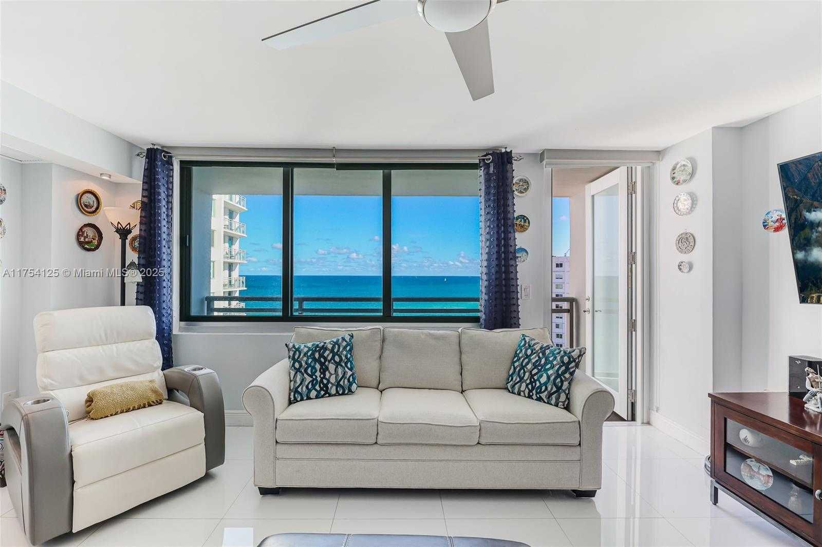 Small Image of 7135 COLLINS AVE #1424, Miami Beach Number 18