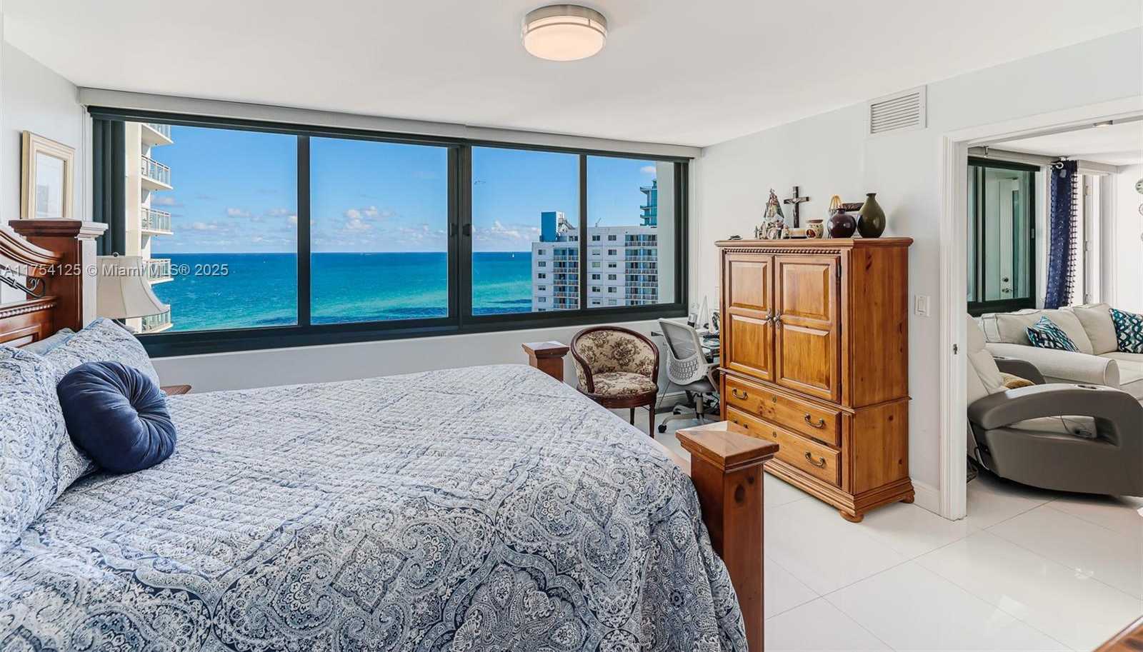 Small Image of 7135 COLLINS AVE #1424, Miami Beach Number 22