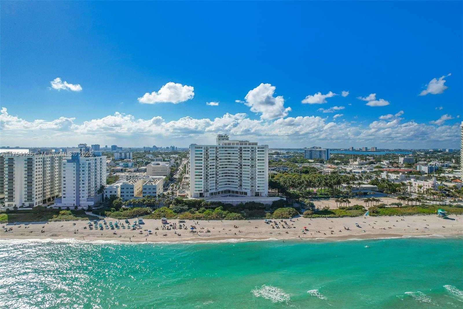 Small Image of 7135 COLLINS AVE #1424, Miami Beach Number 34