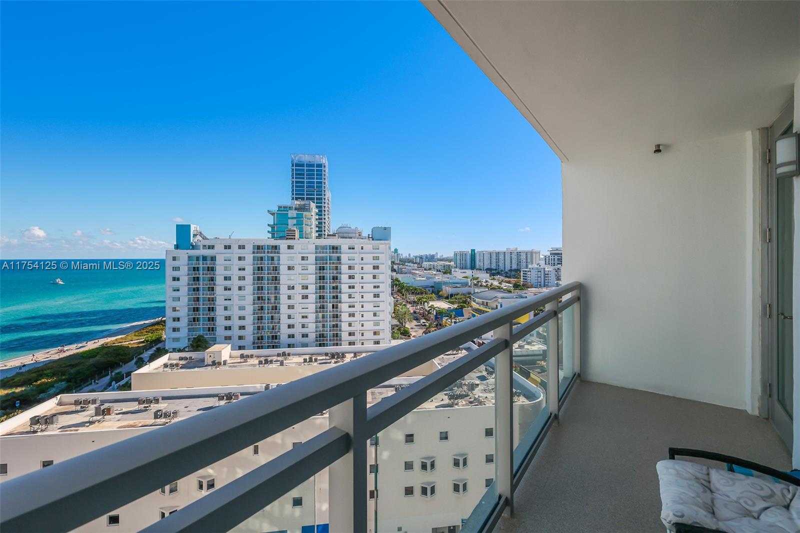 Small Image of 7135 COLLINS AVE #1424, Miami Beach Number 6