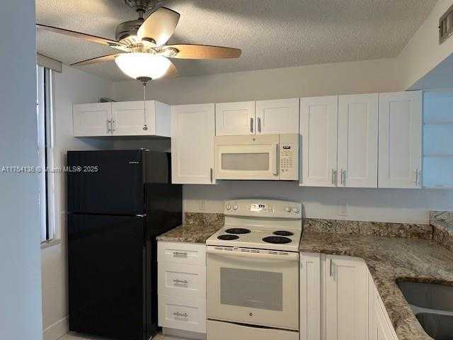 Small Image of 1524 WHITEHALL DR #102, Davie Number 30