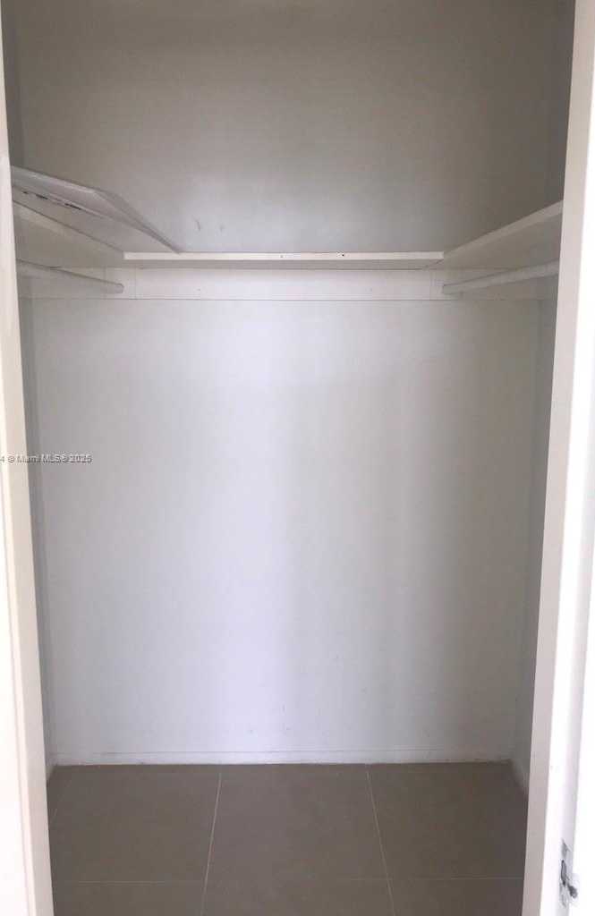 Small Image of 1000 WEST AVE #908, Miami Beach Number 11