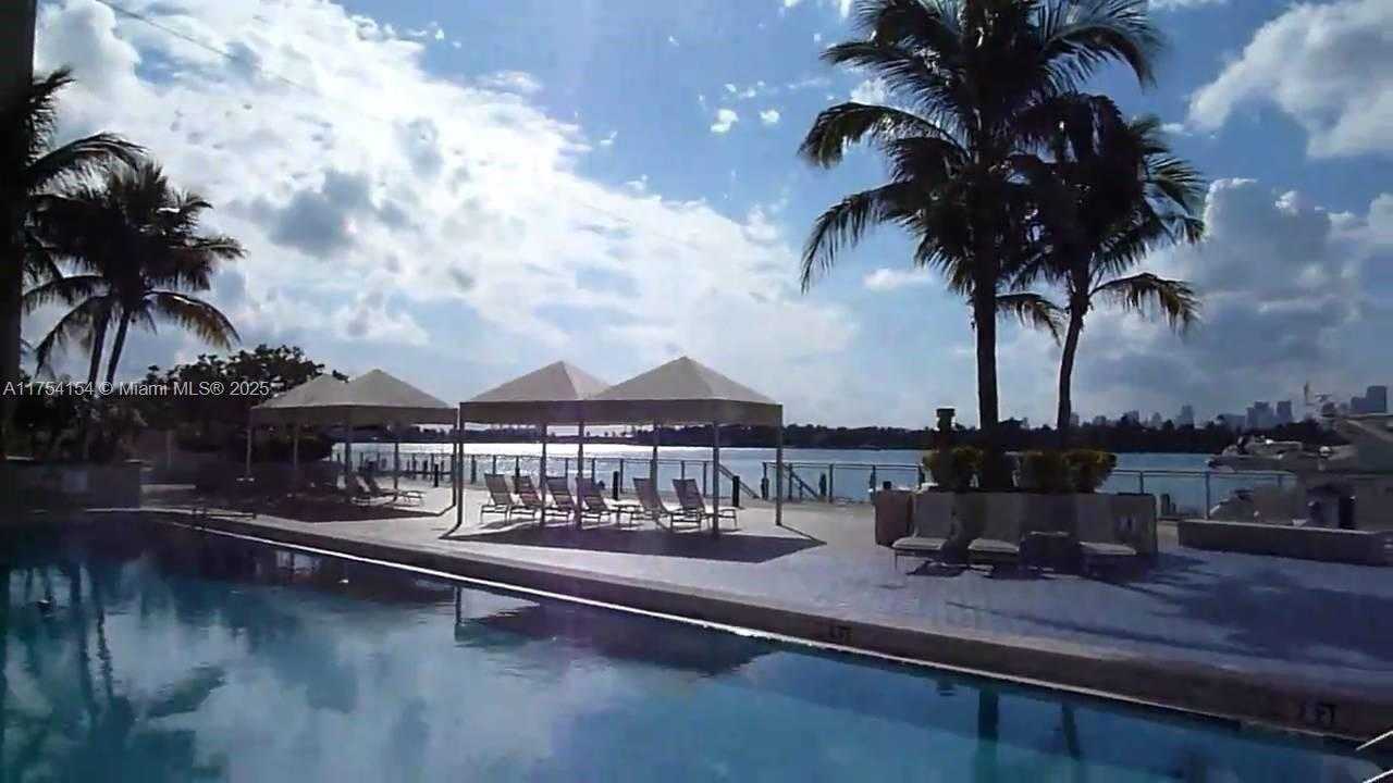 Small Image of 1000 WEST AVE #908, Miami Beach Number 21