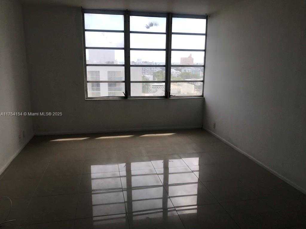 Small Image of 1000 WEST AVE #908, Miami Beach Number 5