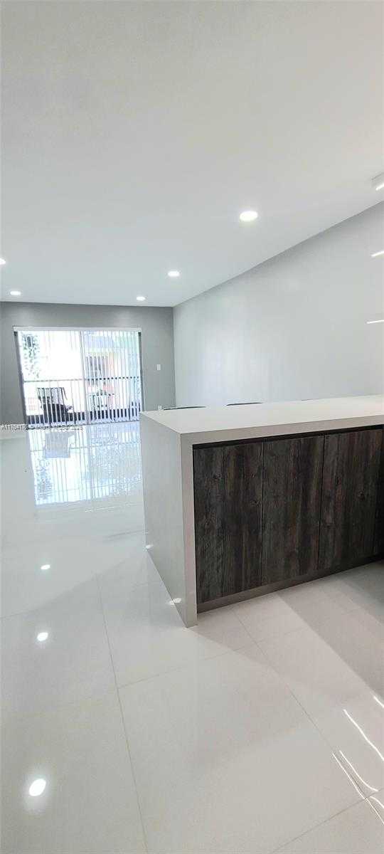 Small Image of 4140 NORTH WEST 90TH AVE #204, Coral Springs Number 3