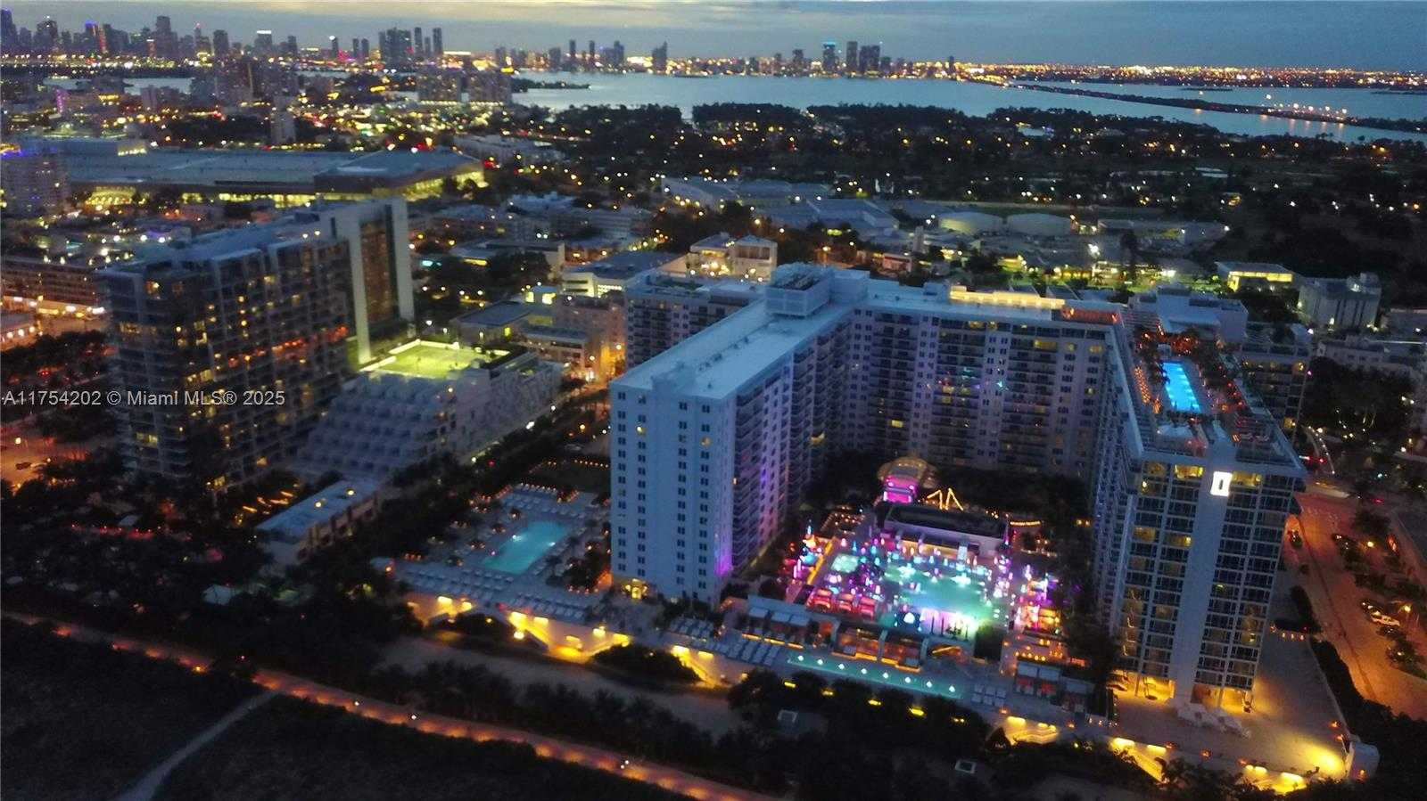 Small Image of 2301 COLLINS AVE #742, Miami Beach Number 22
