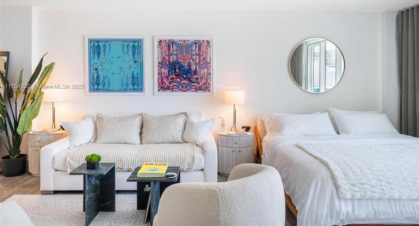 Small Image of 2301 COLLINS AVE #742, Miami Beach Number 3