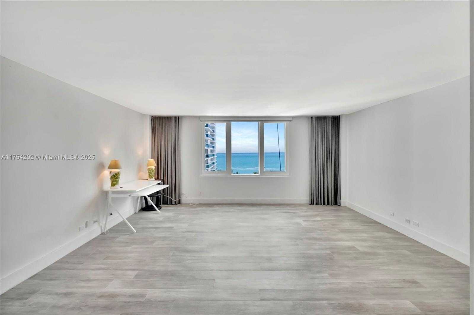 Small Image of 2301 COLLINS AVE #742, Miami Beach Number 49