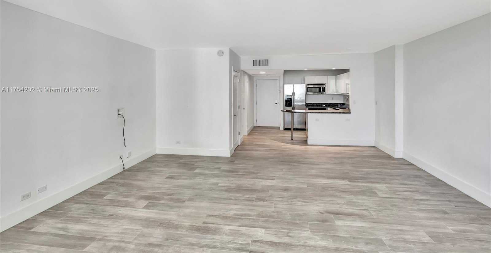 Small Image of 2301 COLLINS AVE #742, Miami Beach Number 51