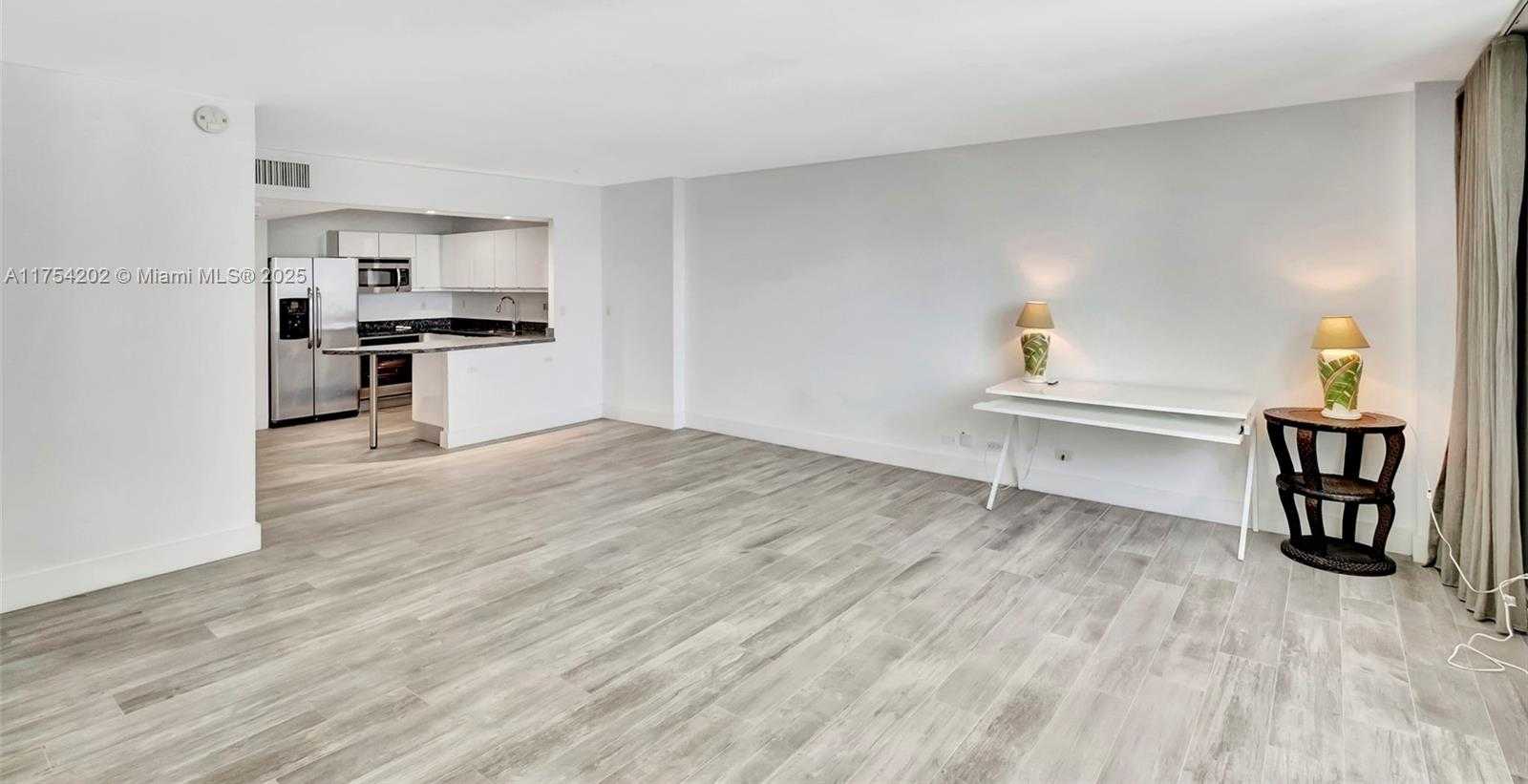 Small Image of 2301 COLLINS AVE #742, Miami Beach Number 52