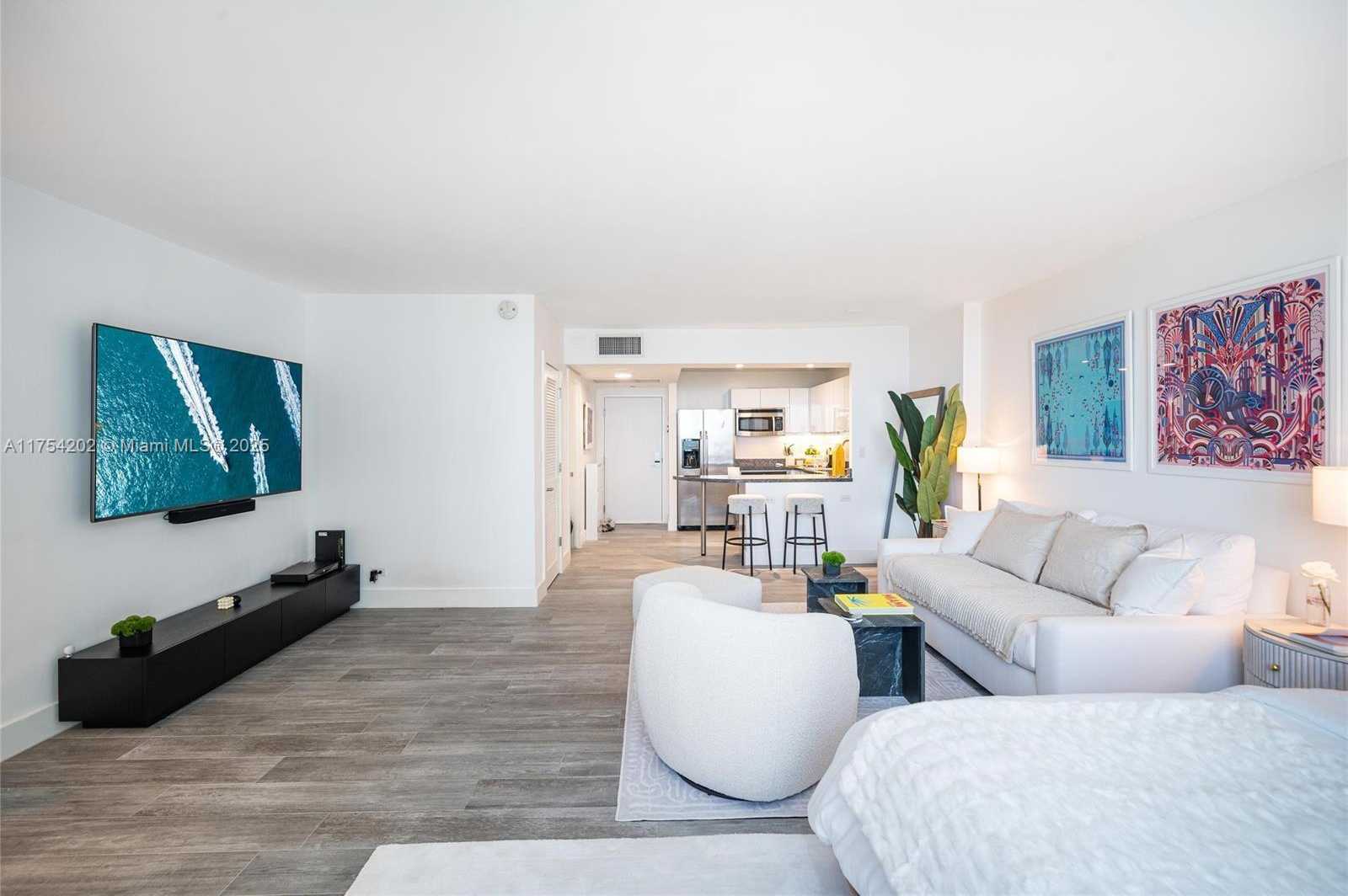 Small Image of 2301 COLLINS AVE #742, Miami Beach Number 9