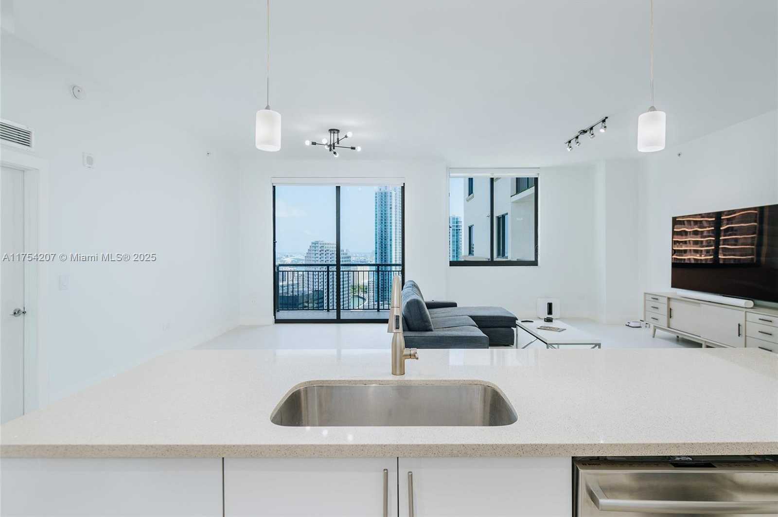 Small Image of 999 SOUTH WEST 1ST AVE #PH05, Miami Number 7