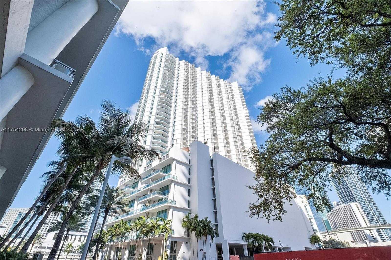 Small Image of 350 SOUTH MIAMI AVE #2810, Miami Number 3