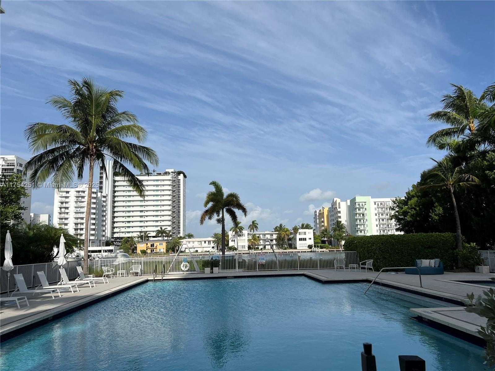 Small Image of 7928 EAST DR #705, North Bay Village Number 17