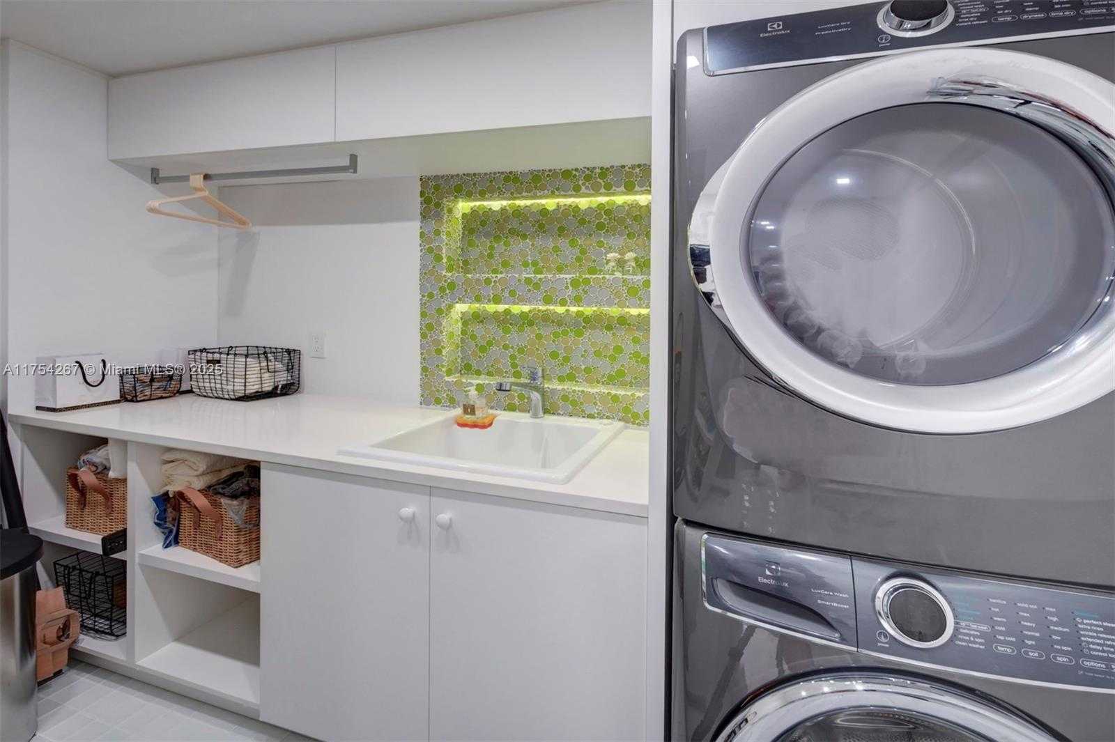 Small Image of 10175 COLLINS AVE #1106, Bal Harbour Number 11