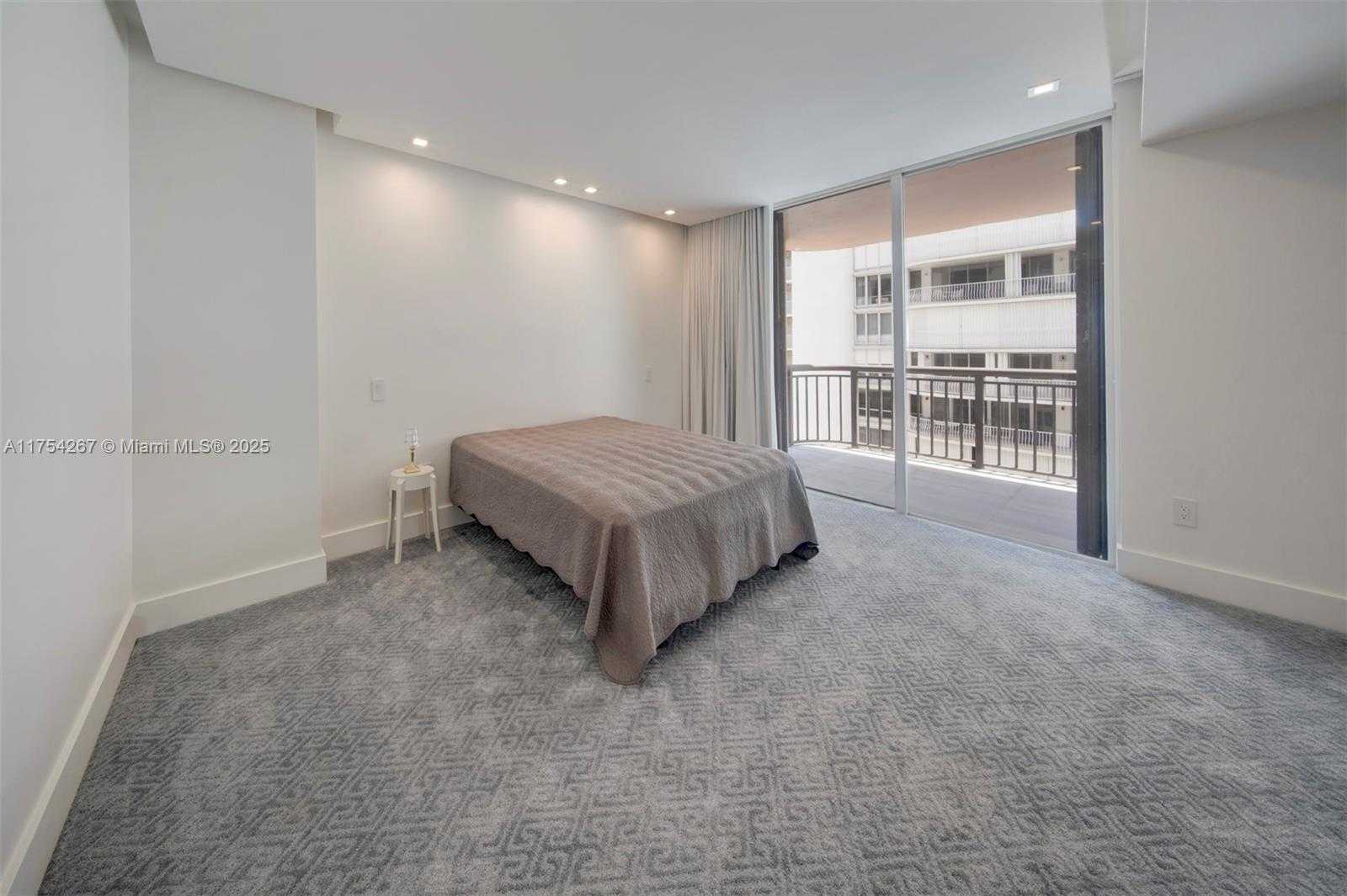 Small Image of 10175 COLLINS AVE #1106, Bal Harbour Number 14