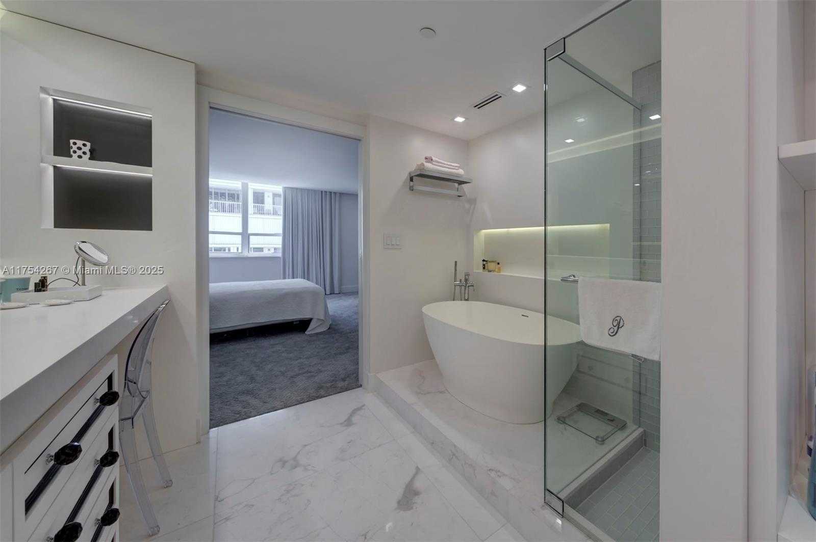 Small Image of 10175 COLLINS AVE #1106, Bal Harbour Number 24