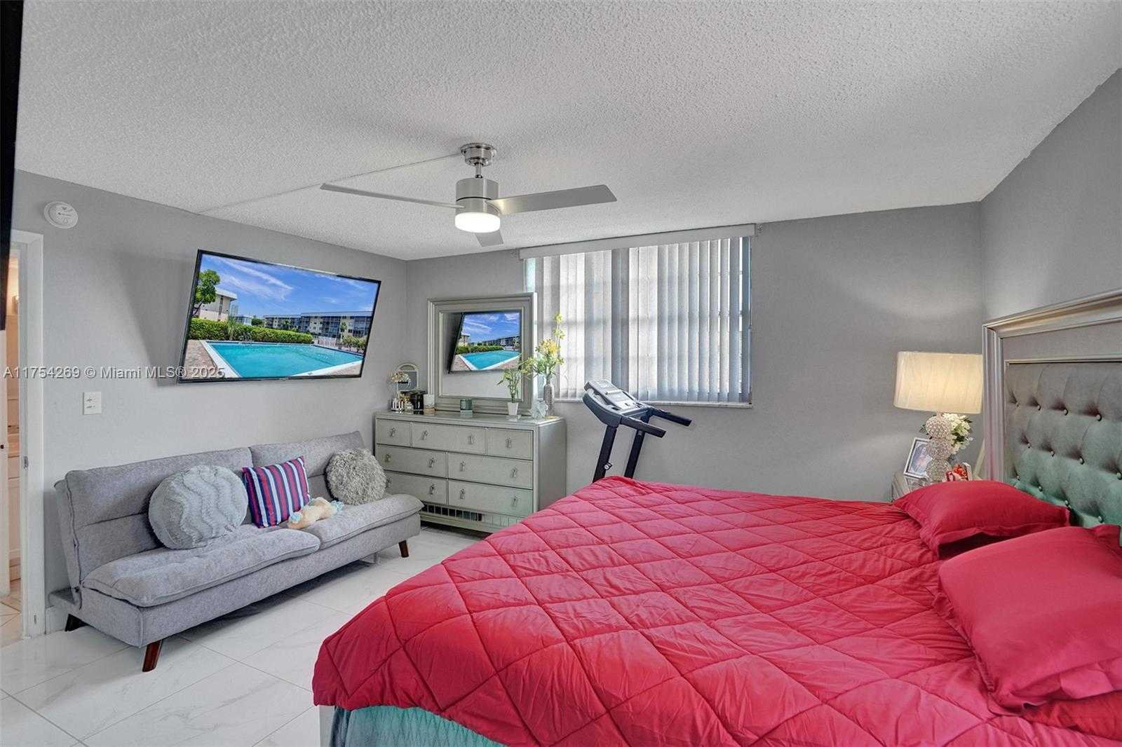 Small Image of 3750 NORTH EAST 170TH ST #300, North Miami Beach Number 18
