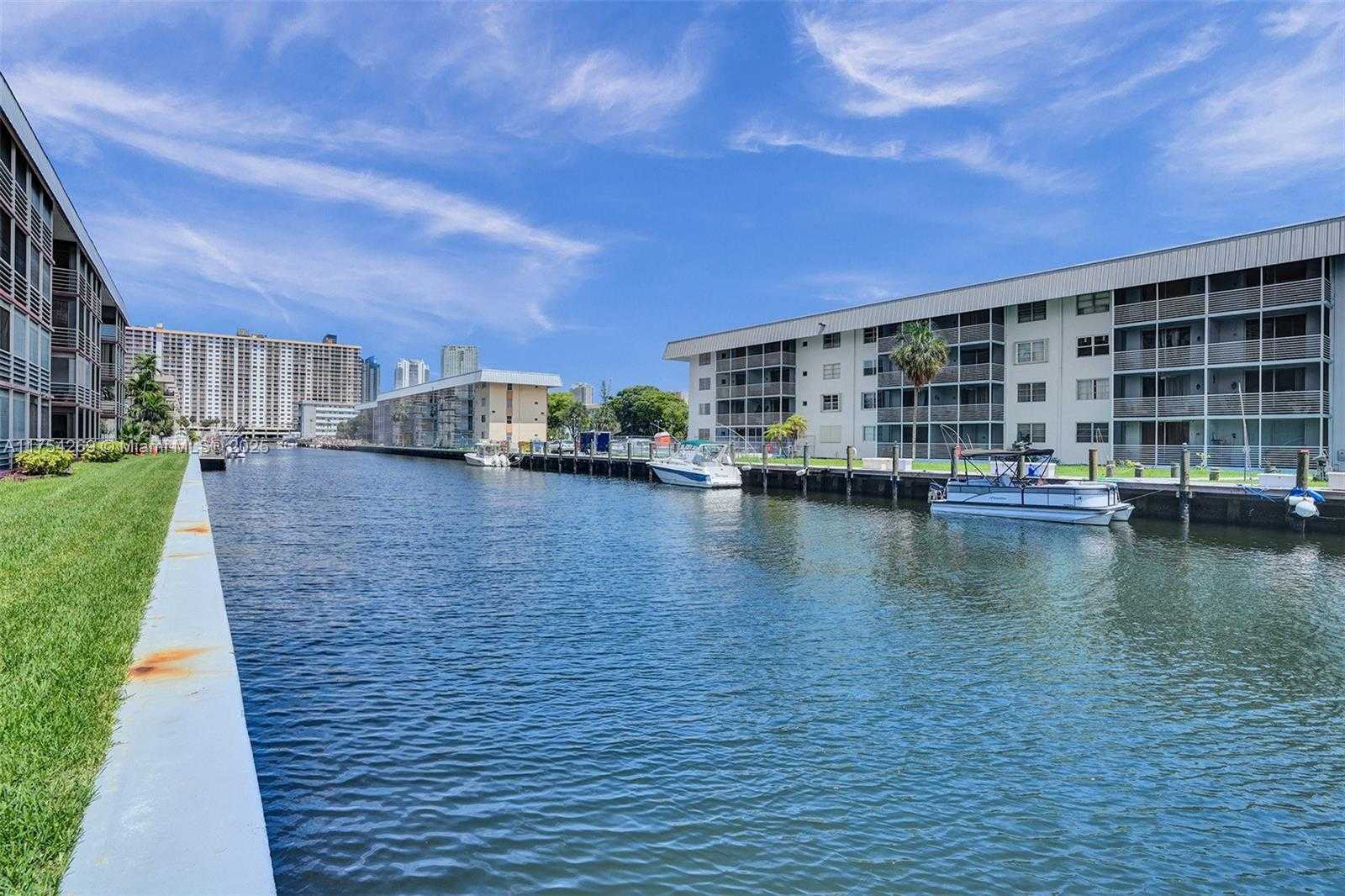 Small Image of 3750 NORTH EAST 170TH ST #300, North Miami Beach Number 37