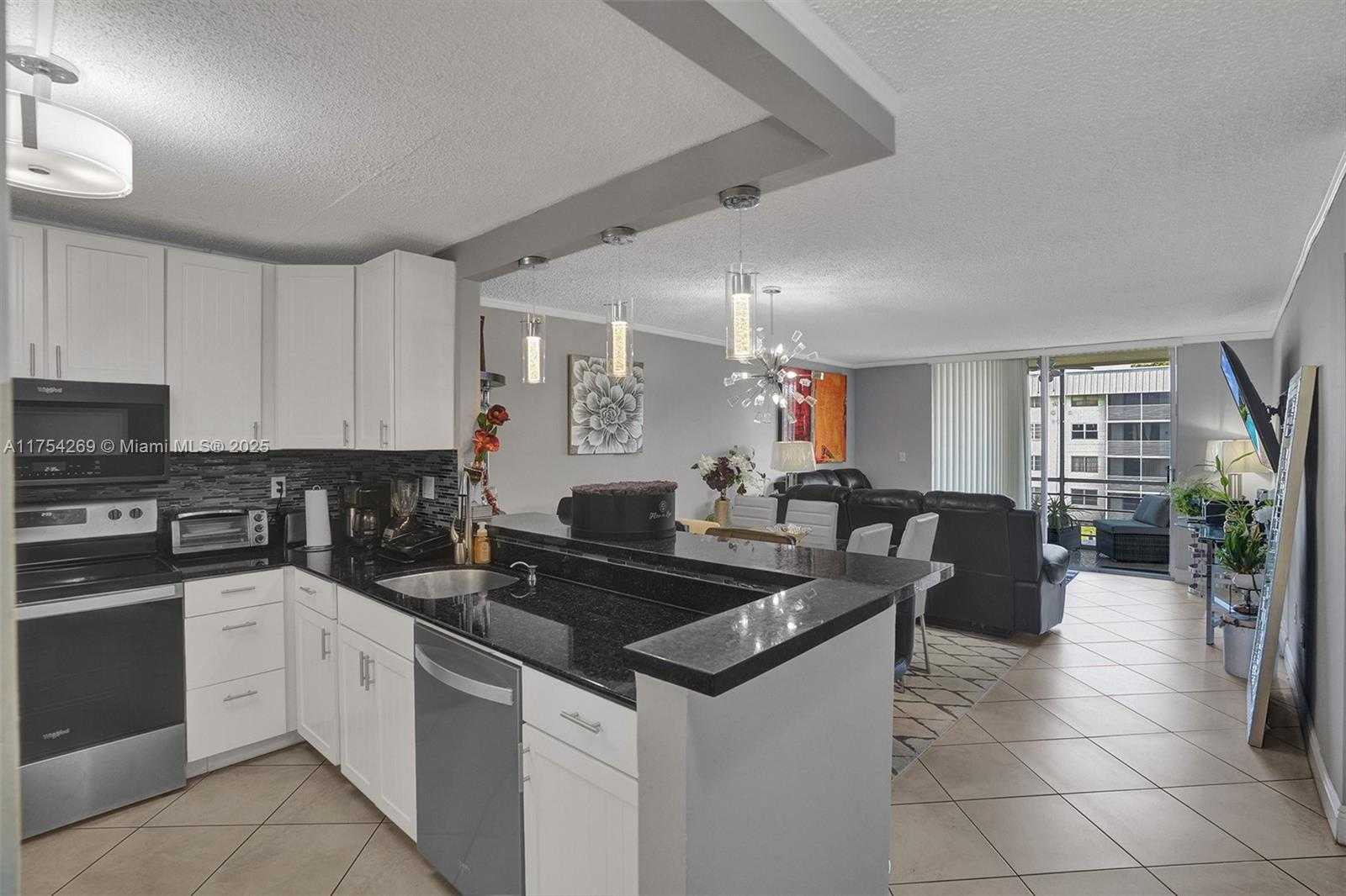 Small Image of 3750 NORTH EAST 170TH ST #300, North Miami Beach Number 4