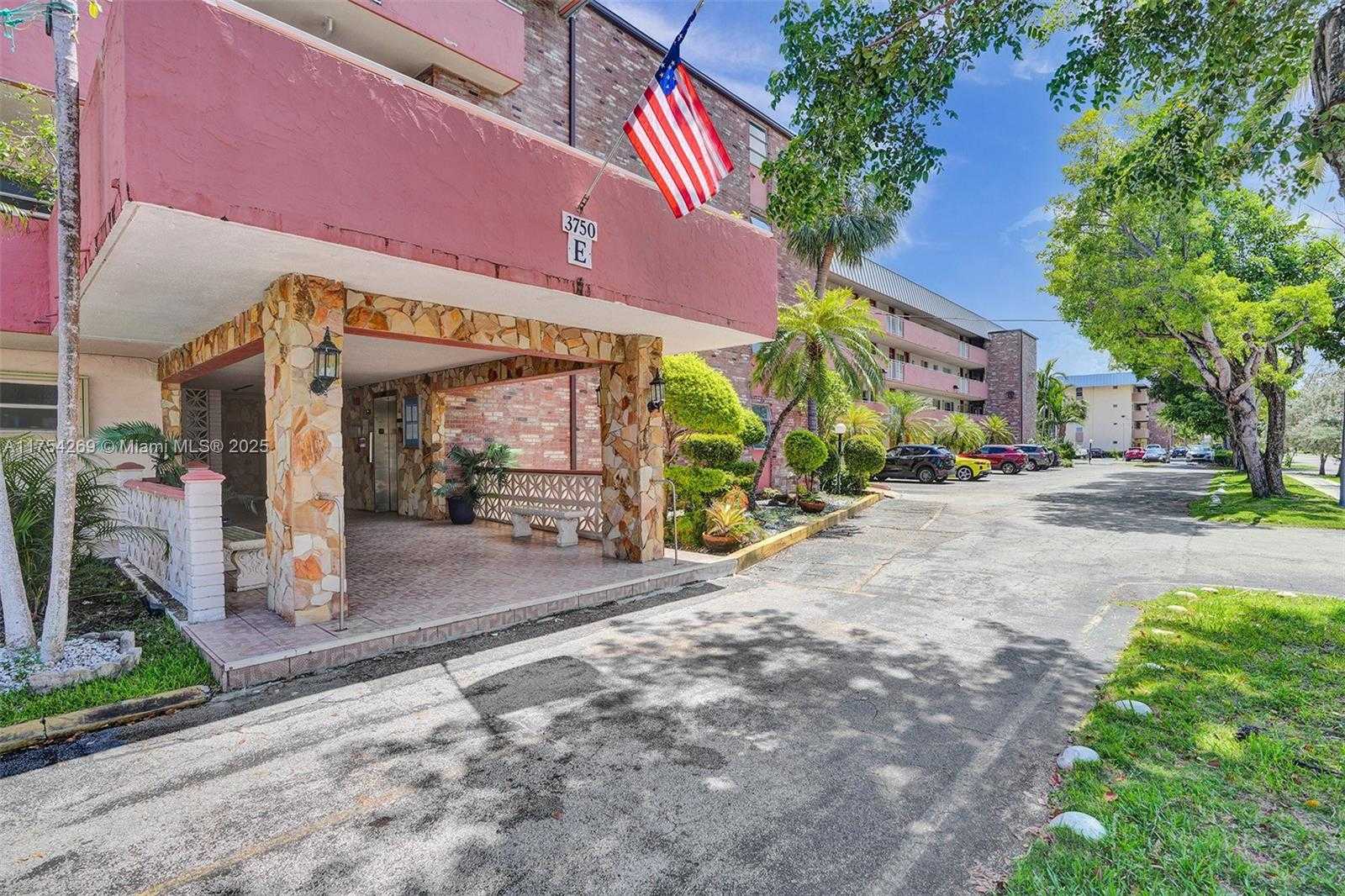 Small Image of 3750 NORTH EAST 170TH ST #300, North Miami Beach Number 47