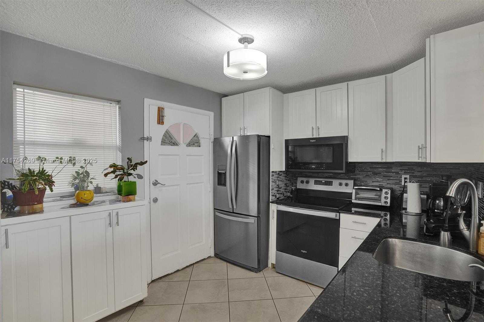 Small Image of 3750 NORTH EAST 170TH ST #300, North Miami Beach Number 5