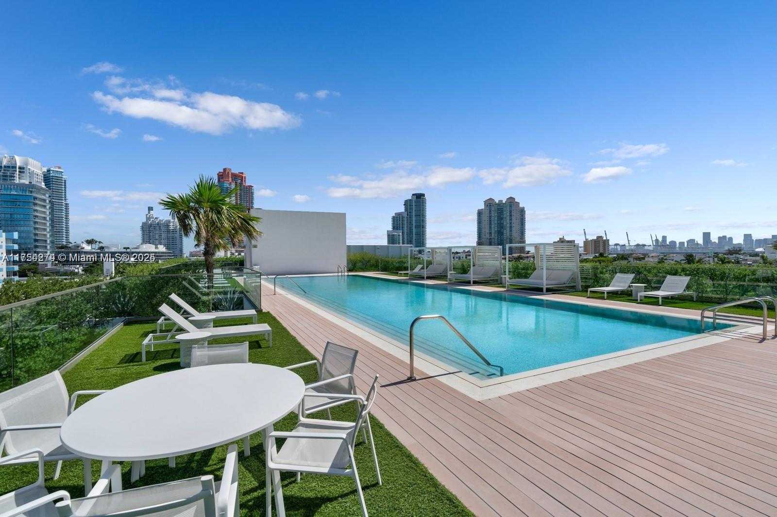Small Image of 300 EAST COLLINS AVE #2D, Miami Beach Number 33