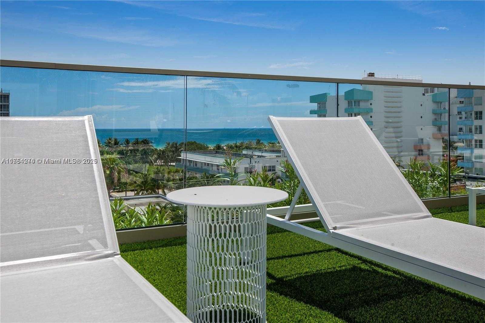 Small Image of 300 EAST COLLINS AVE #2D, Miami Beach Number 35
