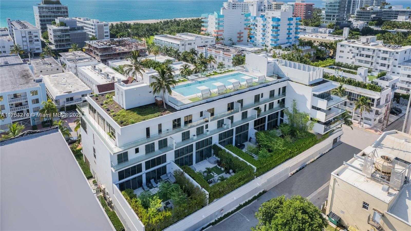 Small Image of 300 EAST COLLINS AVE #2D, Miami Beach Number 39