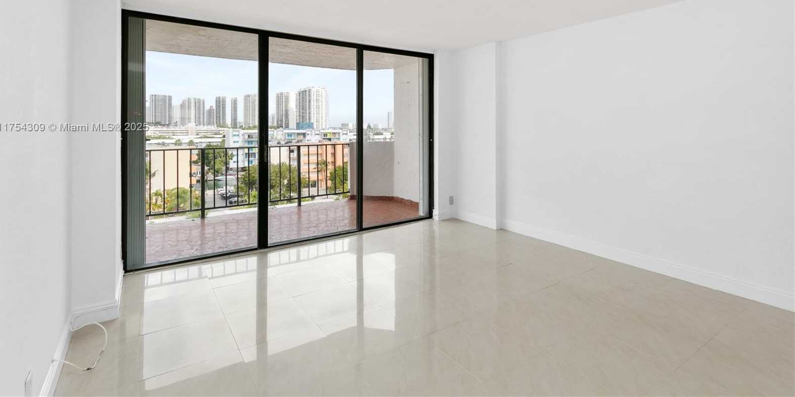 Small Image of 3545 NORTH EAST 166TH ST #807, North Miami Beach Number 15